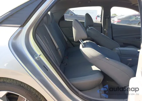 2023 Hyundai Elantra Sel z USA, uszkodzony, nr VIN 5NPLS4AG2PH098990